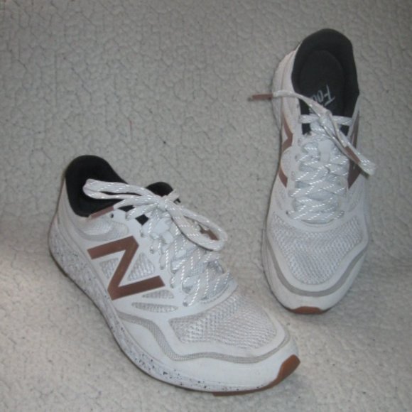 New Balance Fresh Foam Gobi Trail Running Shoes - Picture 1 of 11